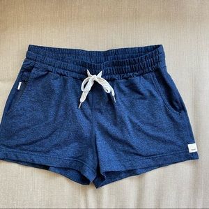 vuori halo performance short 2.25”, navy